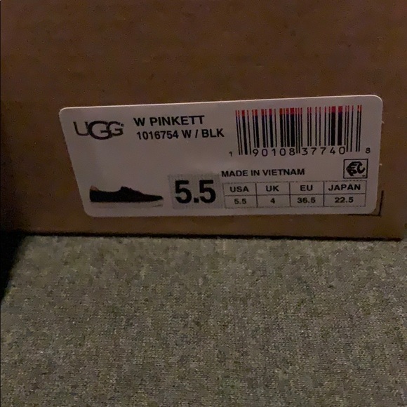 NWT Ugg Pinkett Shoes - Picture 8 of 8